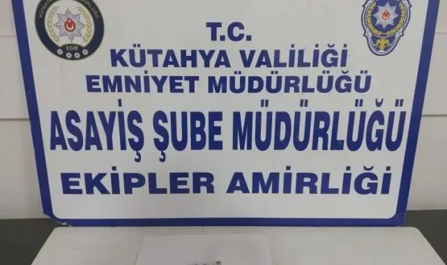 Kütahya'da 1 kişinin üzerinde uyuşturucu ele geçirildi