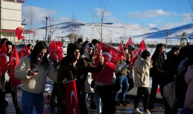 Bayburt'ta 'Şehitlere Saygı Yürüyüşü' düzenlendi