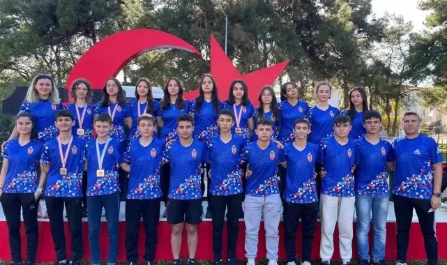 Oryantiring sporcular şehitler anısına yarıştı