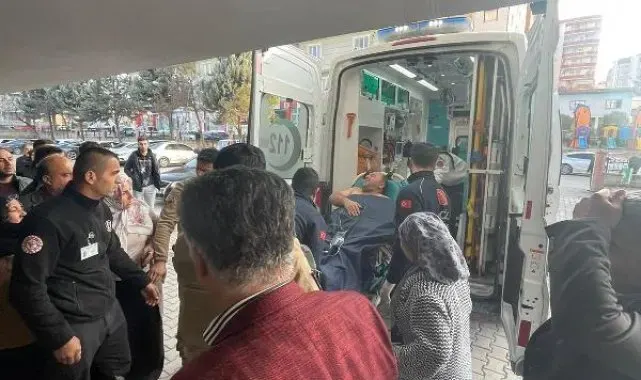 Siirt'te iki grup arasında bıçaklı kavga; 1 ağır yaralı