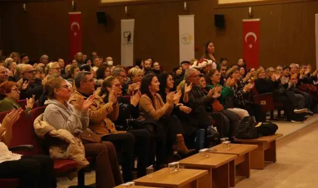 Didim'de tiyatro etkinlikleri devam ediyor