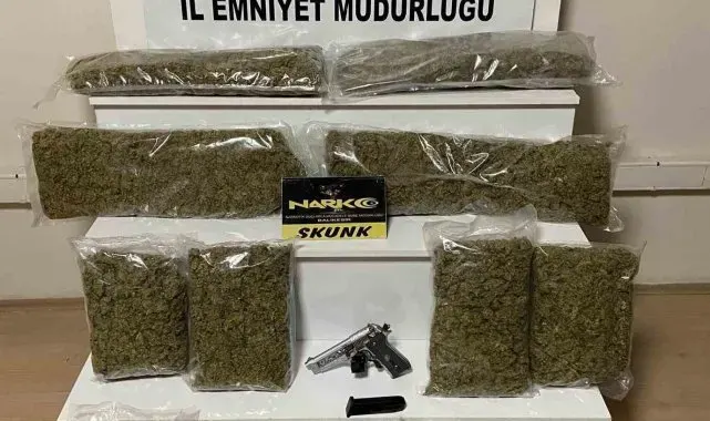 Ambulansla Balıkesir'e uyuşturucu taşırken yakalandılar