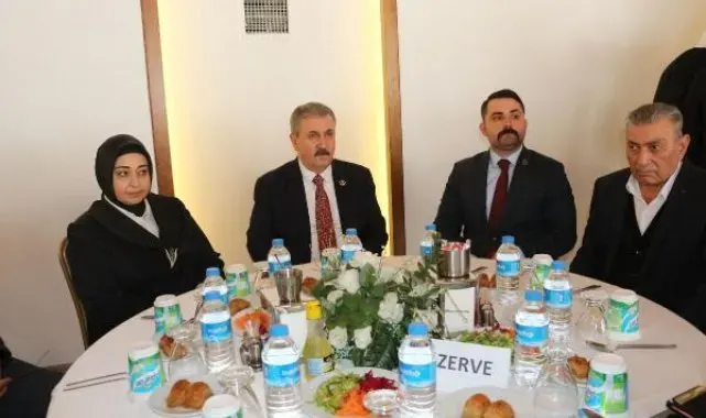Destici: Tüm bölgelerde kendi adaylarımızla yerel seçimlere girme kudretimiz var