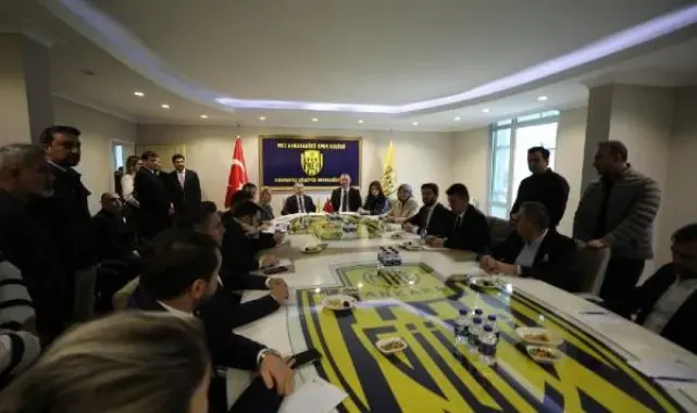 AK Parti milletvekillerinden MKE Ankaragücü'ne ziyaret