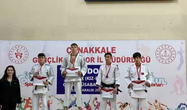 10 madalya ile geri döndüler