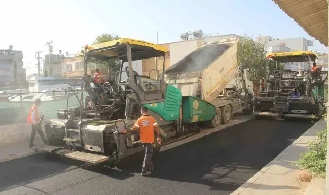 Mersin'de yol ve asfalt çalışmaları sürüyor