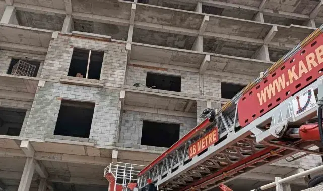 Asansör boşluğuna düşen inşaat işçisi hayatını kaybetti
