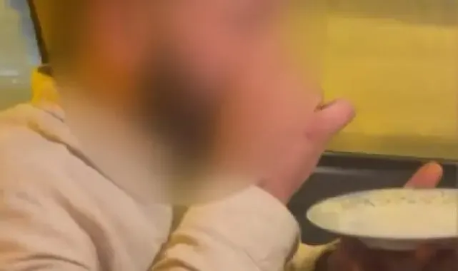 Taksisinde taş kokain bulundu, direksiyonda uyuşturucu kullanırken görüntülendi