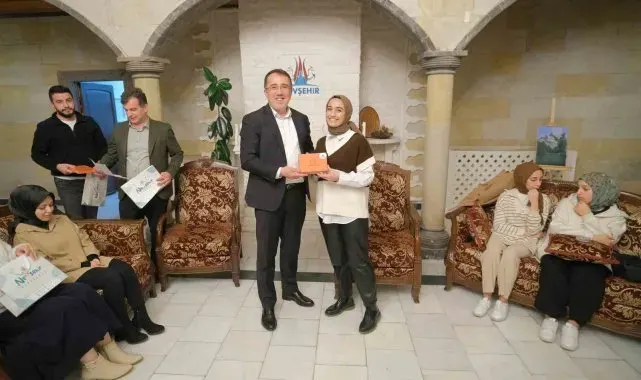 Başkan Savran genç gönüllüler ile buluştu