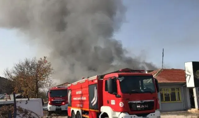 Kayseri'de mobilya fabrikasında yangın