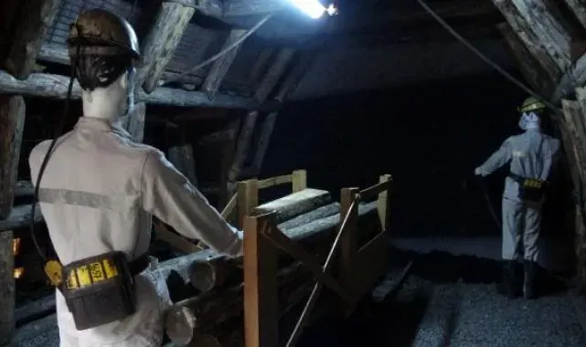 Dünya Madenciler Günü'nde, maden ocağı şeklinde yapılan park açıldı