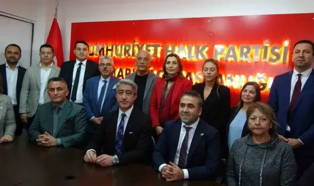 Marmaris Belediye Başkanı Oktay yeniden aday olduğunu açıkladı