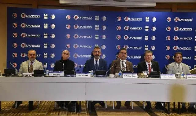 Prof. Dr. Akay: Pıhtıya bağlı hastalıklar ölüm sebeplerinde başı çekiyor