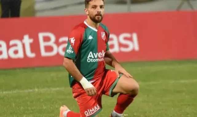 Karşıyaka'da Emre Gemici yol ayrımında