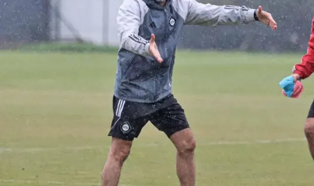 Altay'da Afacan takıma sahip çıktı