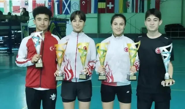 Eskişehirli badmintoncular Avrupa'da madalyaları topladı