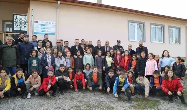 Sarıcaoğlu: "İlçemiz yeşillendikçe güzelleşiyor"