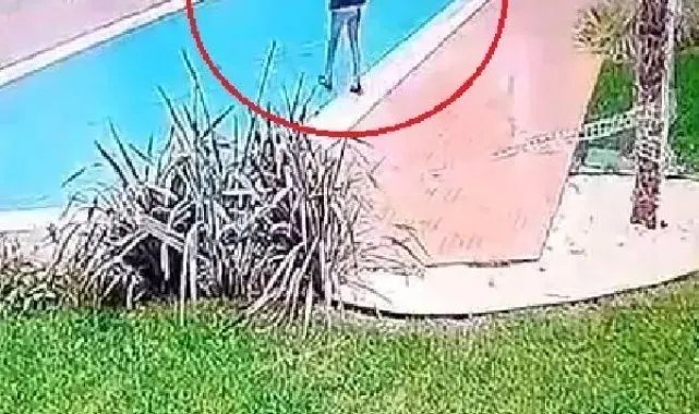 Kurye, teslimat için gittiği sitede havuza düştü
