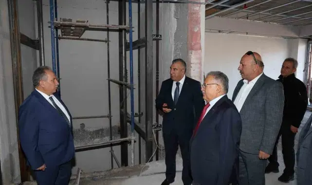Başkan Büyükkılıç'tan Talas Mevlana Sosyal Yaşam Merkezi'nde inceleme
