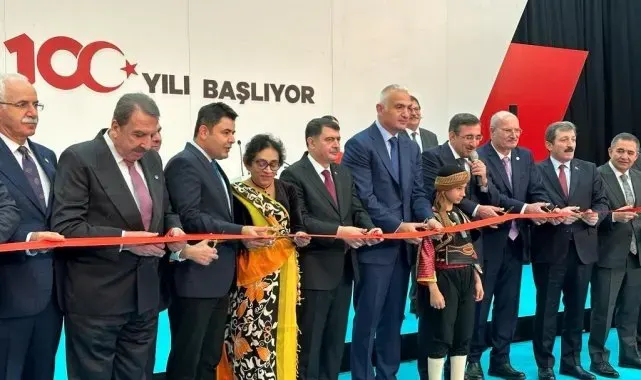 Cumhurbaşkanı Yardımcısı Yılmaz: "Orta Vadeli Program çerçevesinde turizm yıl sonu hedefimiz 55 milyar doları aşmak"