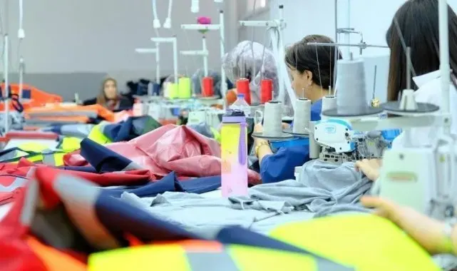 Ücretli çalışan sayısı yıllık yüzde 3 arttı