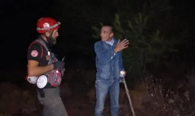Yürüyüşe çıktığı kayalıklarda mahsur kaldı; 2 saatte kurtarıldı