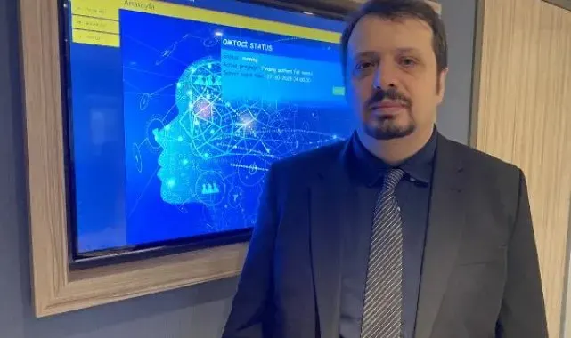 Yanlış tanı konulan çocuğundan esinlendi, 'nadir hastalıklara' yazılım geliştirdi