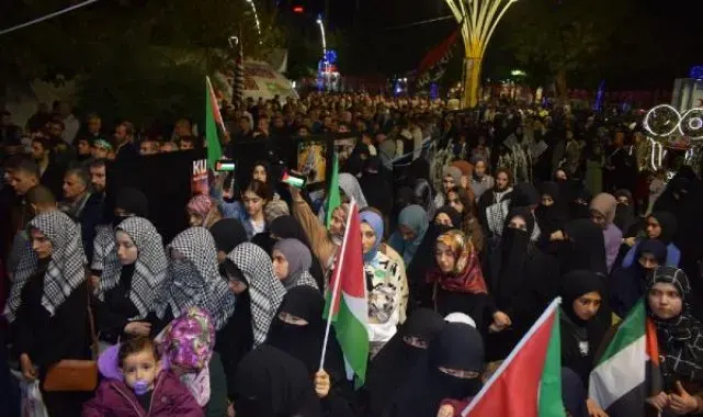 Batman'da HÜDA PAR'dan İsrail protestosu