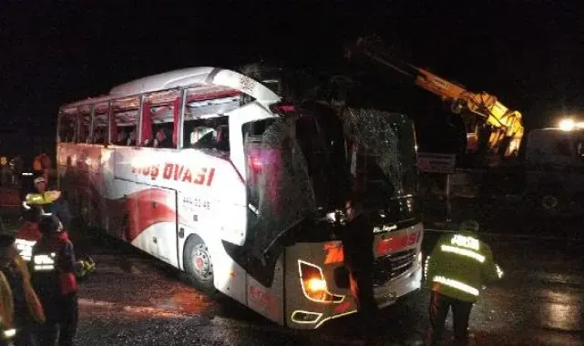 Kayseri'deki otobüs kazasında 35 yaralı taburcu oldu, 3'ünün tedavisi sürüyor