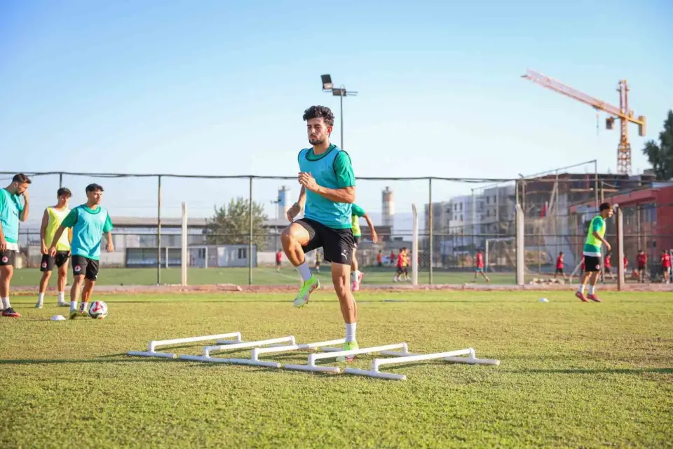 İncirliova Belediyespor hazırlıklarında hız kesmiyor