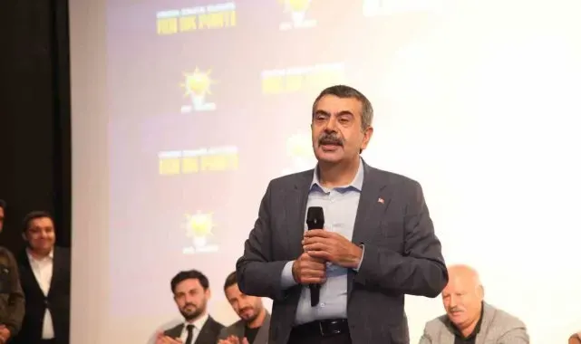 Bakan Tekin: "Yılda 250 milyon adet kitap çocuklarımızın masasında"