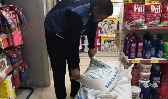 Şarkışla'da zabıta ekipleri marketleri denetledi
