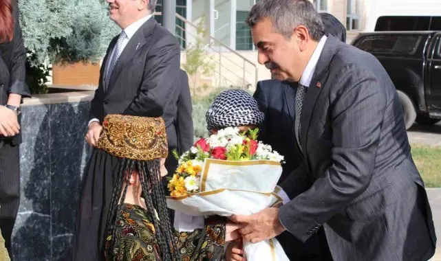 Bakan Tekin: "Türkiye, son 22 yılda eğitim-öğretimde devrim niteliğinde adımlar atıyor"