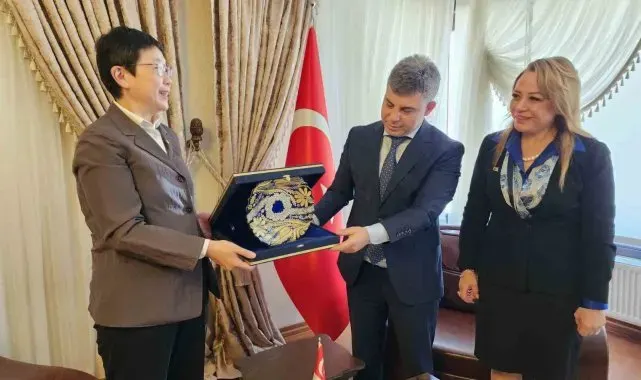 Türkiye ile Singapur arasında ticari ilişkiler güçleniyor