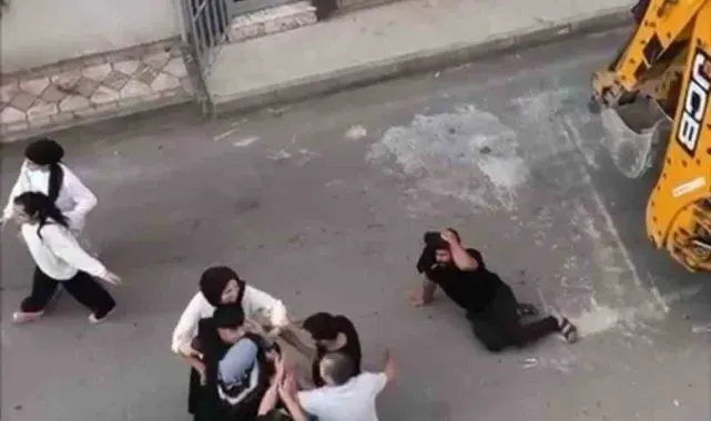 Bursa'da kürekli yumruklu kavga kamerada