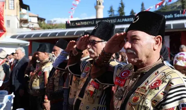 Saimbeyli'nin düşmandan kurtuluşu coşkuyla kutlandı