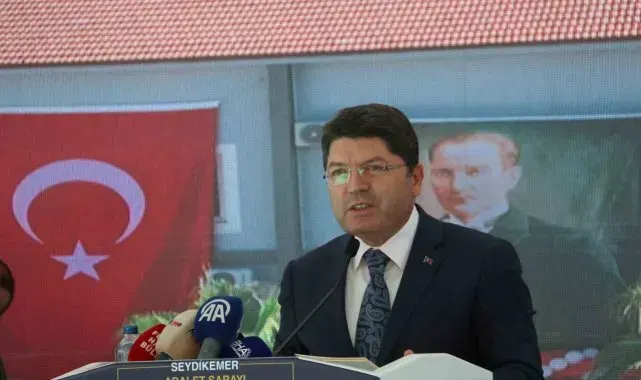 Adalet Bakanı Tunç, yangınlar hakkında bilgi verdi