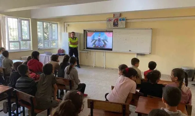 Batman'da öğrencilere polislik mesleği tanıtıldı