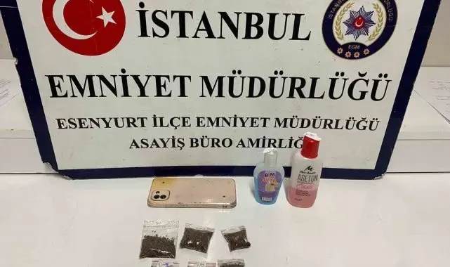 Esenyurt'ta uyuşturucu alışverişi yapan 2 şüpheli yakalandı