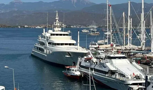 Göz kamaştıran mega yat 'Ecstasea' Fethiye'de