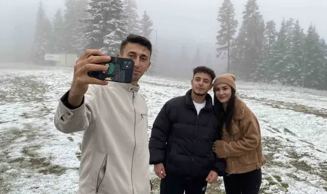 Ilgaz Dağı'na mevsimin ilk karı düştü