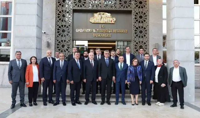 Bakan Memişoğlu, Şahin'i ziyaret etti