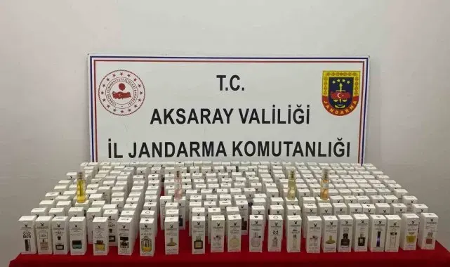 Jandarmadan kaçak parfüm operasyonu: 2 gözaltı