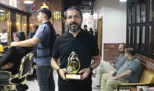 Şener Eroğlu, Tunus'ta Türkiye'yi jüri olarak temsil etti