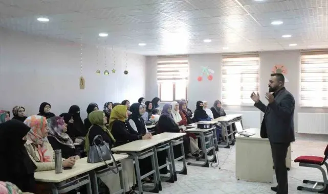 Ağrı'da kadınlara sağlık ve ilk yardım eğitimi
