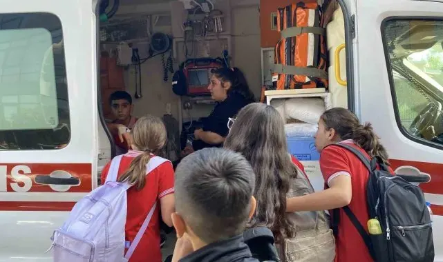 17 öğrenci gıda zehirlenmesi şüphesi ile hastaneye kaldırıldı