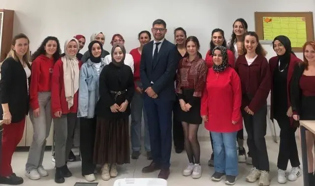 Sağlıkçılara anne sütünün önemi anlatıldı