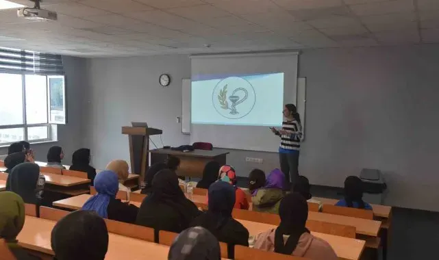 Kız Anadolu İmam Hatip Lisesi'ne Düzce Üniversitesi tanıtıldı