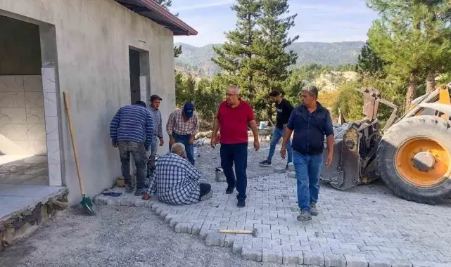 Çameli Belediyesi mahalleleri güzelleştiriyor