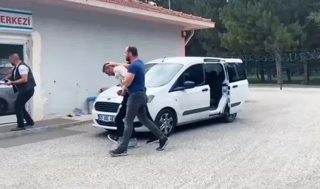 Kütahya'da hakkında 33 yıl hapis cezası ile aranan şahıs yakalandı